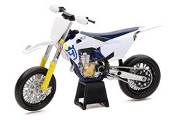 Picture of New Ray Toys 58163 FS450 White and Blue 1/12 Diecast Motorcycle Model by New Ray